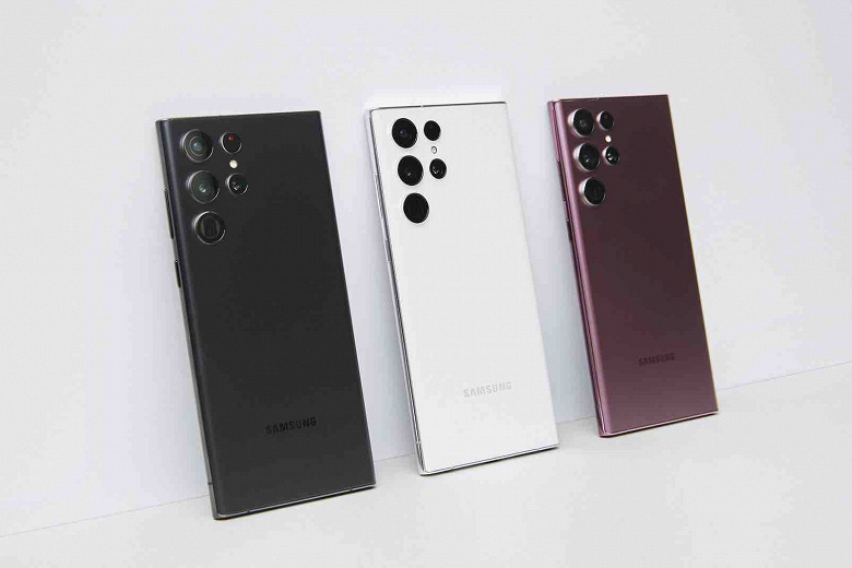 6,8-дюймовый AMOLED, 120 Гц, 108 Мп, 10-кратный зум, встроенный стилус, 5000 мА·ч и 45 Вт. Samsung Galaxy S22 Ultra представлен официально